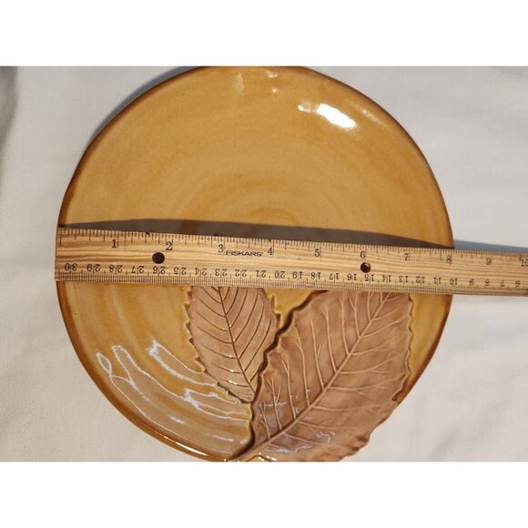 Vintage Linens N Things Embossed Tan Leaf Salad Plates x2 - Picture 6 of 9